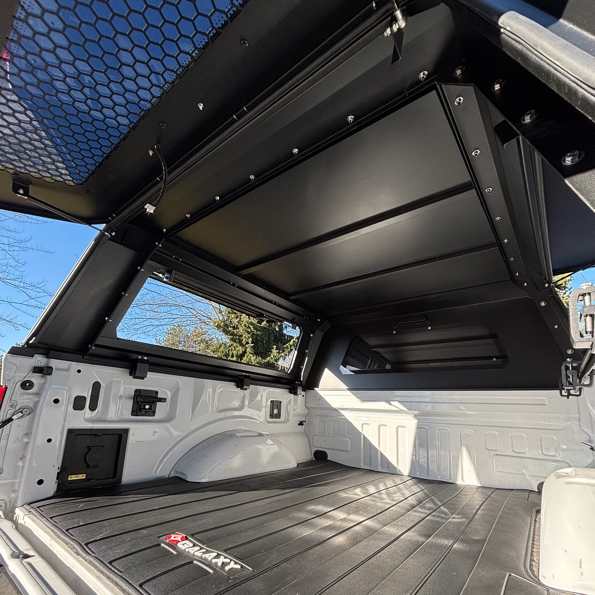 Stainless Steel Smart Canopy For 2022-26 Toyota Tundra 5.5' - Image 5